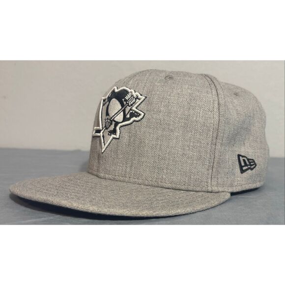 New Era 59Fifty Pittsburgh Penguins NHL Size 8 Light Grey - Picture 1 of 8